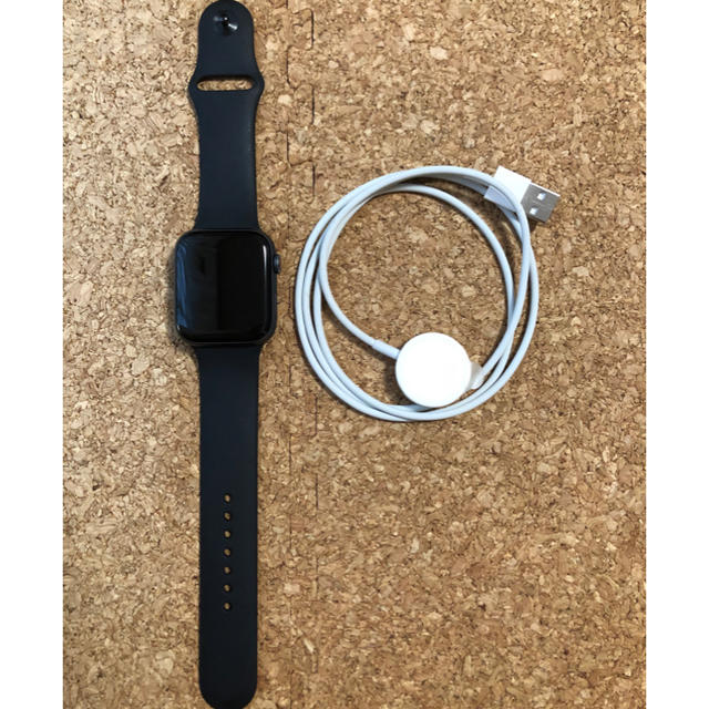 Apple Watch series4 44mm セルラー スペースグレーのサムネイル