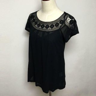 シビラ(Sybilla)の【超美品！】レース刺繍の編地が美しいブラックチュニック(チュニック)