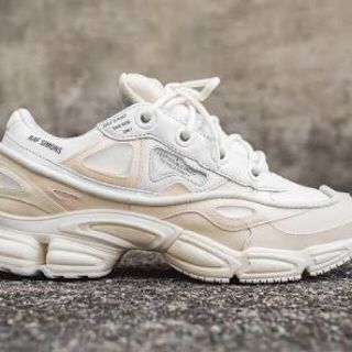 ラフシモンズ(RAF SIMONS)のozweego2 bunny 28.5(スニーカー)