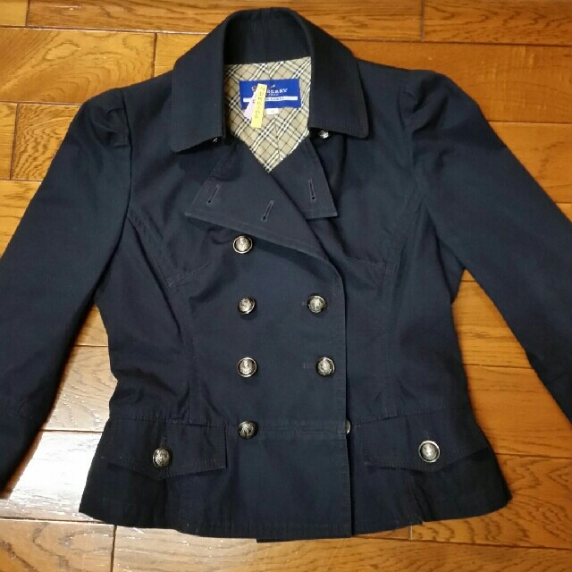 BURBERRY BLUE LABEL(バーバリーブルーレーベル)のバーバリーブルーレーベル　ジャケット レディースのジャケット/アウター(テーラードジャケット)の商品写真