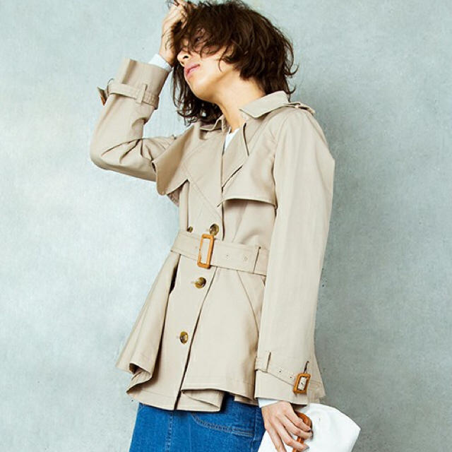 BEAMS トレンチコート　ベージュ　定価25000