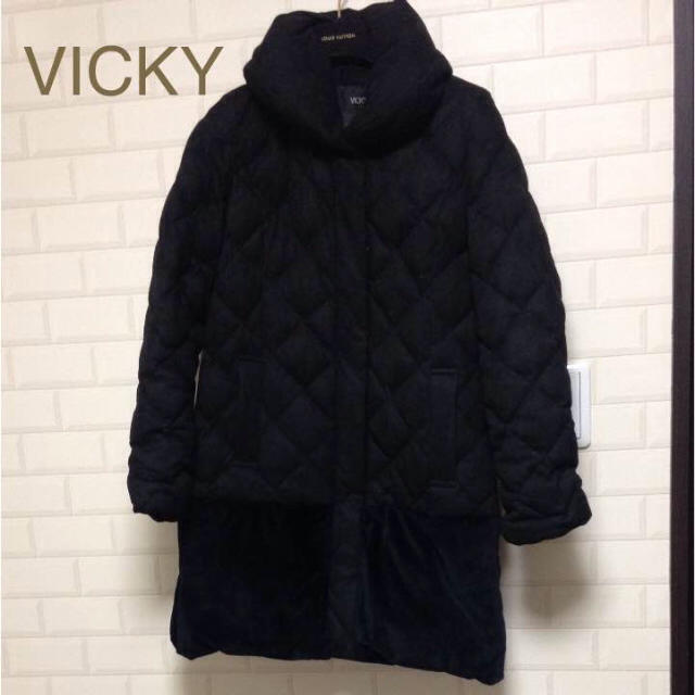 VICKY(ビッキー)の美品！ VICKY ボア付きダウンコート レディースのジャケット/アウター(ダウンコート)の商品写真
