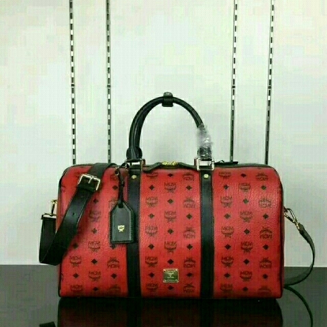 クリスマスローズ 新品未使用 MCM ×SAMBYPEN コラボ クラッチバッグ