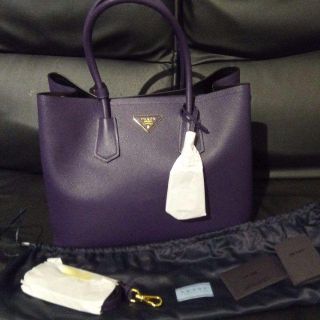 プラダ(PRADA)の新品☆PRADA プラダ☆Saffiano バック☆ パープル (uva)(トートバッグ)