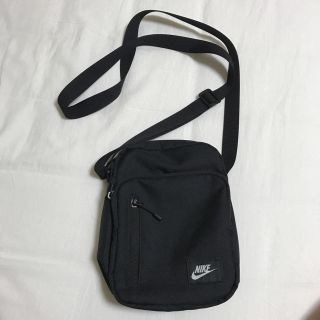 ナイキ(NIKE)のNIKE ショルダーバッグ(ショルダーバッグ)