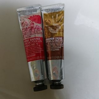 ザボディショップ(THE BODY SHOP)のTHEBODYSHOP ハンドクリーム  ２本セット(ハンドクリーム)