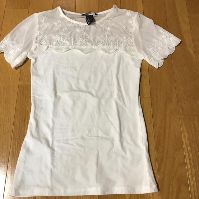 H&M(エイチアンドエム)の半袖Ｔシャツ  ※最終値下げ！！ レディースのトップス(Tシャツ(半袖/袖なし))の商品写真