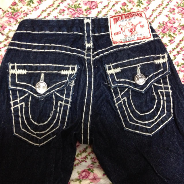 True Religion(トゥルーレリジョン)のTRUE RELIGION レディースのパンツ(デニム/ジーンズ)の商品写真