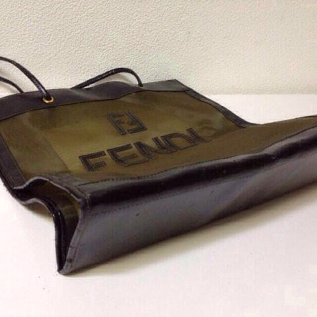 FENDI(フェンディ)の10日までお取り置き中 レディースのバッグ(トートバッグ)の商品写真