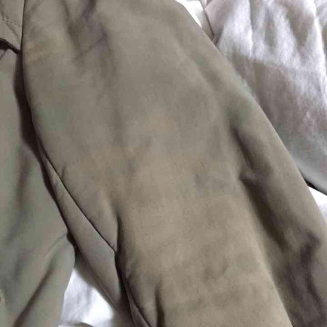 LAUTREAMONT(ロートレアモン)のaxcのカーキトレンチコート レディースのジャケット/アウター(トレンチコート)の商品写真