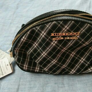 バーバリーブルーレーベル(BURBERRY BLUE LABEL)のBURBERRY ポーチ 新品(ポーチ)