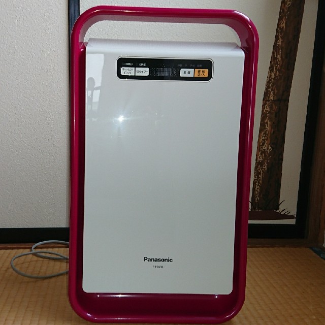 Panasonic(パナソニック)の【送料込み】Panasonic 空気清浄機 F-PDJ30 スマホ/家電/カメラの生活家電(空気清浄器)の商品写真