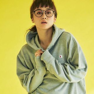 アングリッド(Ungrid)のUngrid×champion コラボパーカー グレー(パーカー)