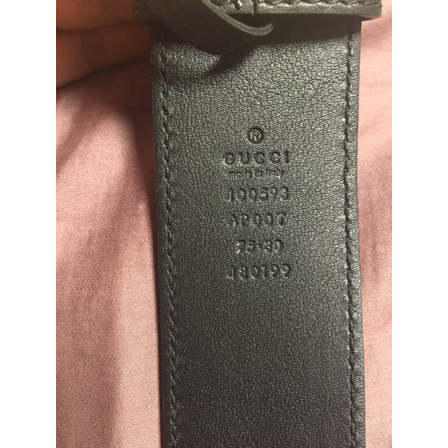 Gucci(グッチ)の〈ri！様専用〉GUCCI グッチ ダブルGバックル付きレザーベルト 75 レディースのファッション小物(ベルト)の商品写真