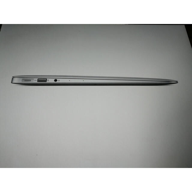 MacBookAir 2013 13inch /箱 充電器付き - 1