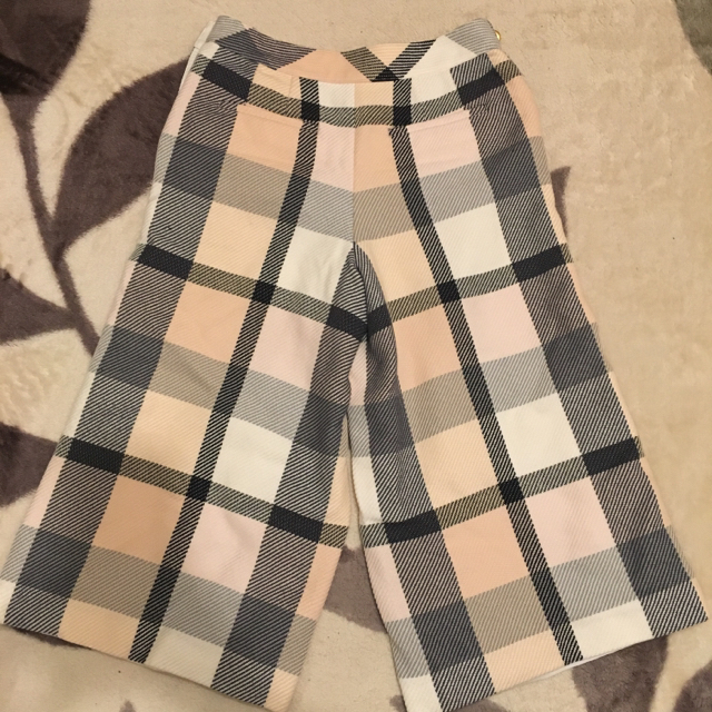 BURBERRY BLUE LABEL(バーバリーブルーレーベル)のブルーレーベル♡ガウチョパンツ レディースのパンツ(カジュアルパンツ)の商品写真