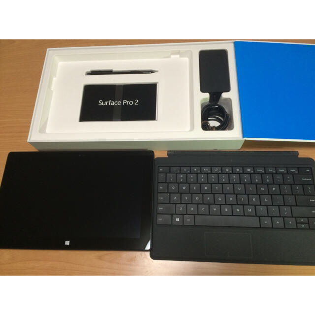 Microsoft(マイクロソフト)のtamabee38様専用☆Surface Pro 2  スマホ/家電/カメラのPC/タブレット(タブレット)の商品写真