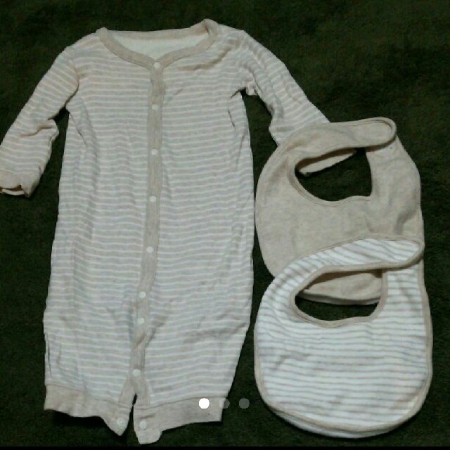MUJI (無印良品)(ムジルシリョウヒン)の無印良品 新生児肌着 ロンパース キッズ/ベビー/マタニティのベビー服(~85cm)(肌着/下着)の商品写真