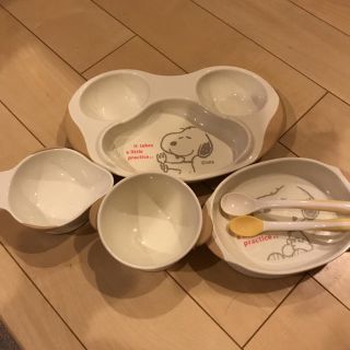 Snoopy 未使用あり ベビー 食器 消毒済み スヌーピー 6点セットの通販 ラクマ