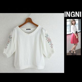 イング(INGNI)の今季★INGNIイング★袖チュール刺繍 TOPS オフホワイト★(カットソー(長袖/七分))