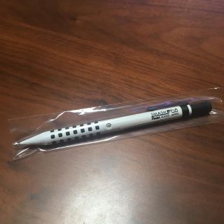 ペンテル(ぺんてる)の◆まとめ買い割引あり◆ 白 新品 スマッシュ ロフト限定カラー軸 0.5mm(ペン/マーカー)