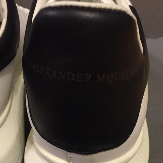 Alexander McQueen(アレキサンダーマックイーン)の新品未使用 ALEXANDER MQUEEN 厚底スニーカー スニーカー メンズの靴/シューズ(スニーカー)の商品写真