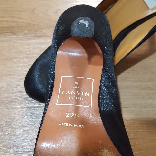 LANVIN en Bleu(ランバンオンブルー)のLANVIN EN BLEU 22.5  レディースの靴/シューズ(ハイヒール/パンプス)の商品写真