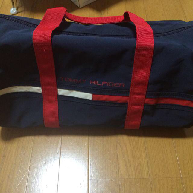 TOMMY HILFIGER(トミーヒルフィガー)のボストンバック レディースのバッグ(スーツケース/キャリーバッグ)の商品写真