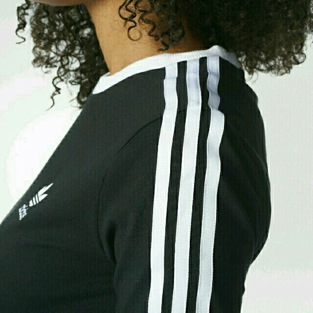 adidas(アディダス)の17秋冬最新モデル【各サイズ】3STRIPES LONG TEE レディースのトップス(Tシャツ(長袖/七分))の商品写真