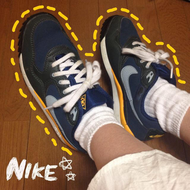 NIKEスニーカー再出品