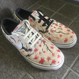 ナイキ(NIKE)の桜柄靴(スニーカー)