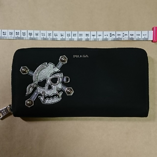 PRADA(プラダ)のgin-vodka様専用 プラダ スカル長財布 メンズのファッション小物(長財布)の商品写真