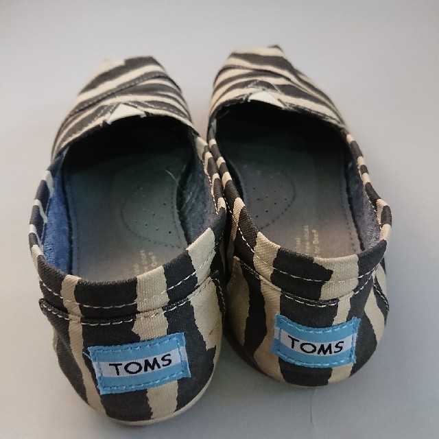 TOMS(トムズ)のTOMS W7フラットシューズ   23.5～24cm レディースの靴/シューズ(スニーカー)の商品写真