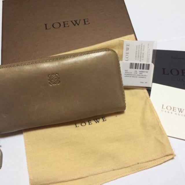 LOEWE(ロエベ)のロエベ長財布 レディースのファッション小物(財布)の商品写真