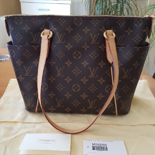 LOUIS VUITTON - MS8888ルイヴィトン　トータリーPM　未使用品