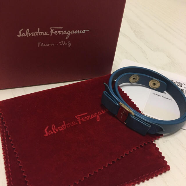 Salvatore Ferragamo(サルヴァトーレフェラガモ)のフェラガモ♡ブレスレット レディースのアクセサリー(ブレスレット/バングル)の商品写真