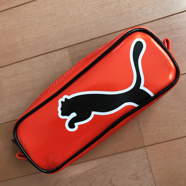 PUMA(プーマ)のほぼ 未使用 PUMA ペンケース インテリア/住まい/日用品の文房具(ペンケース/筆箱)の商品写真