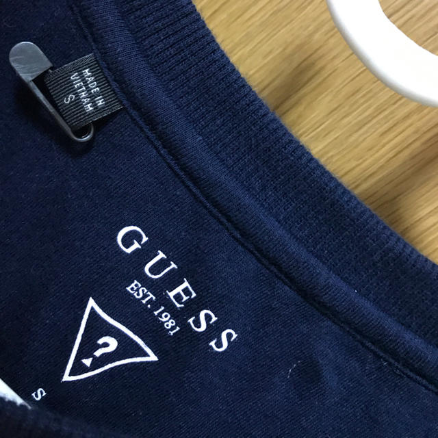 GUESS(ゲス)のguess/トレーナー値下げ中！！！！！ レディースのトップス(トレーナー/スウェット)の商品写真