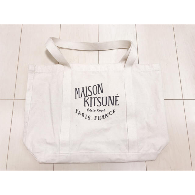 MAISON KITSUNE'(メゾンキツネ)のMAISON KITSUNE トートバッグ レディースのバッグ(トートバッグ)の商品写真