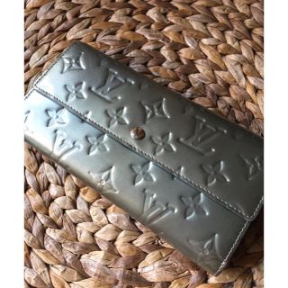 ルイヴィトン(LOUIS VUITTON)のルイビトン ヴェルニ長財布(財布)