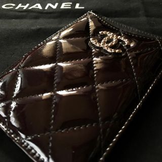 シャネル(CHANEL)のCHANEL ブリリアントライン 黒 スマホケース●パスケース●カードケース(その他)