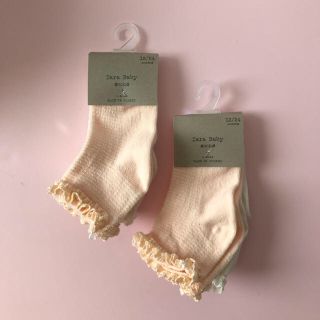 ザラキッズ(ZARA KIDS)のぷんぷ様専用⭐️ZARA ソックス 12-24M(靴下/タイツ)