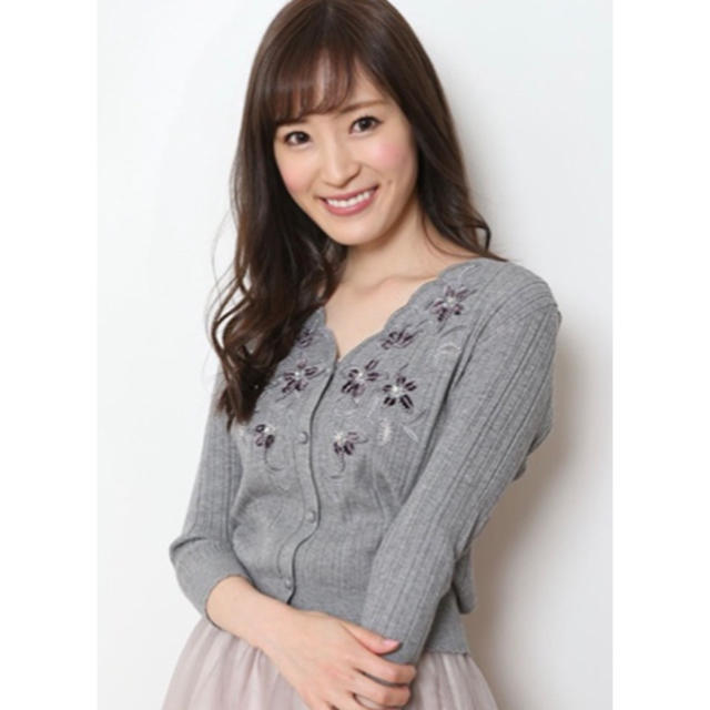 新品タグ付☆モール刺繍カーディガン(グレー) 新品タグ付☆モール刺繍カーディガン(グレー)
