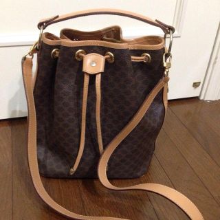 セリーヌ(celine)のセリーヌ☆本物☆美品2way 巾着バック(ショルダーバッグ)