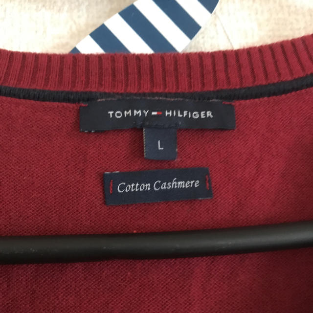 TOMMY HILFIGER(トミーヒルフィガー)のボルドー セーター レディースのトップス(ニット/セーター)の商品写真