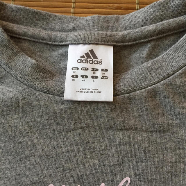 adidas(アディダス)のレディースTシャツ レディースのトップス(Tシャツ(長袖/七分))の商品写真