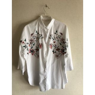 ザラ(ZARA)のZARA 刺繍ブラウス(シャツ/ブラウス(長袖/七分))