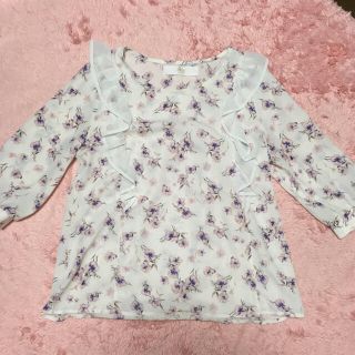 トッコ(tocco)のtocco closet☆花柄トップス(カットソー(長袖/七分))