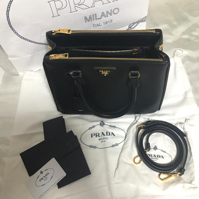 PRADA SAFFIANO プラダ サフィアーノ バッグ ブラック