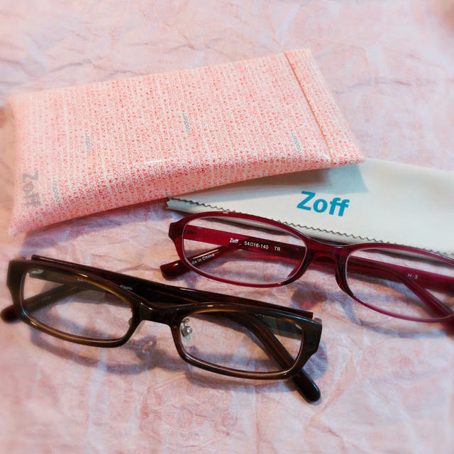 Zoff(ゾフ)のZoff 伊達眼鏡 2本セット レディースのファッション小物(サングラス/メガネ)の商品写真